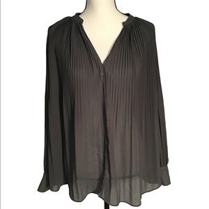 Soft Surroundings Black Accordion Style Blouse
